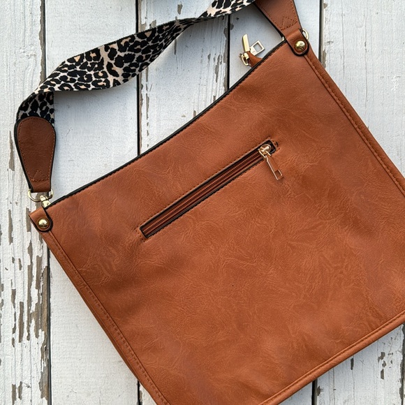 Leather Purse with Detachable Guitar Strap NWOT - Picture 3 of 8